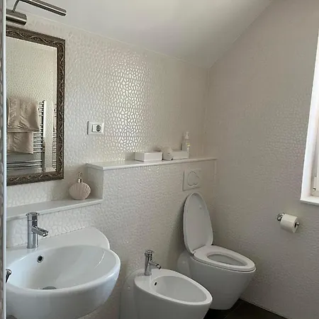 Guest house Diana & Sweet 26 *