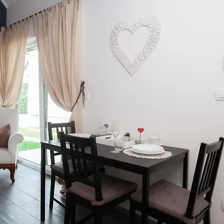 Diana & Sweet 26 Guest house